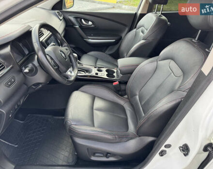 Білий Рено Kadjar, об'ємом двигуна 1.46 л та пробігом 190 тис. км за 18700 $, фото 27 на Automoto.ua