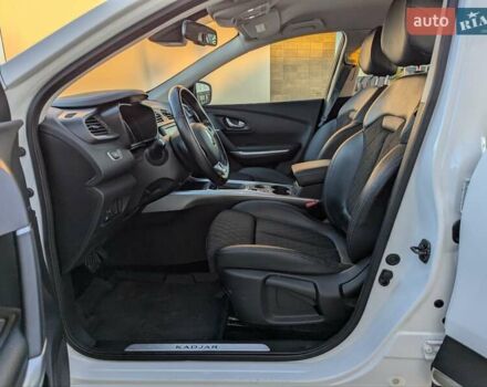 Белый Рено Kadjar, объемом двигателя 1.46 л и пробегом 50 тыс. км за 22900 $, фото 38 на Automoto.ua