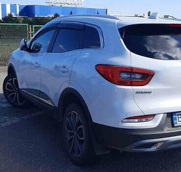 Белый Рено Kadjar, объемом двигателя 1.46 л и пробегом 103 тыс. км за 20300 $, фото 14 на Automoto.ua