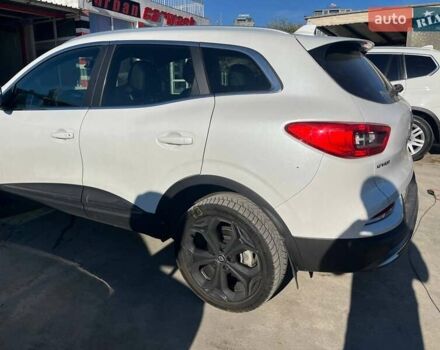 Белый Рено Kadjar, объемом двигателя 1.46 л и пробегом 56 тыс. км за 21000 $, фото 3 на Automoto.ua