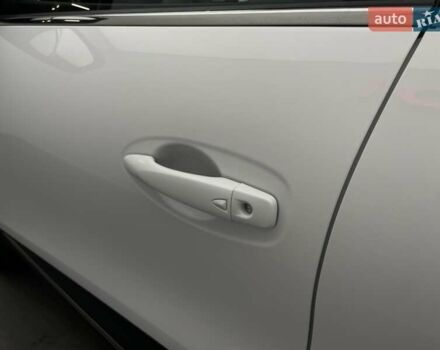 Білий Рено Kadjar, об'ємом двигуна 1.2 л та пробігом 85 тис. км за 17241 $, фото 16 на Automoto.ua