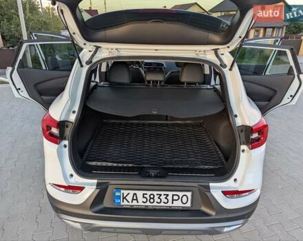 Белый Рено Kadjar, объемом двигателя 1.46 л и пробегом 50 тыс. км за 22900 $, фото 72 на Automoto.ua
