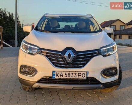 Белый Рено Kadjar, объемом двигателя 1.46 л и пробегом 50 тыс. км за 22900 $, фото 2 на Automoto.ua