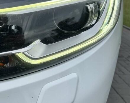 Белый Рено Kadjar, объемом двигателя 1.46 л и пробегом 208 тыс. км за 17500 $, фото 9 на Automoto.ua