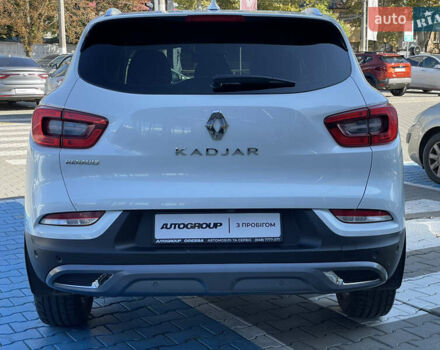 Белый Рено Kadjar, объемом двигателя 1.46 л и пробегом 103 тыс. км за 20900 $, фото 6 на Automoto.ua