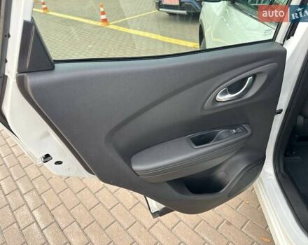 Белый Рено Kadjar, объемом двигателя 1.46 л и пробегом 50 тыс. км за 22300 $, фото 79 на Automoto.ua