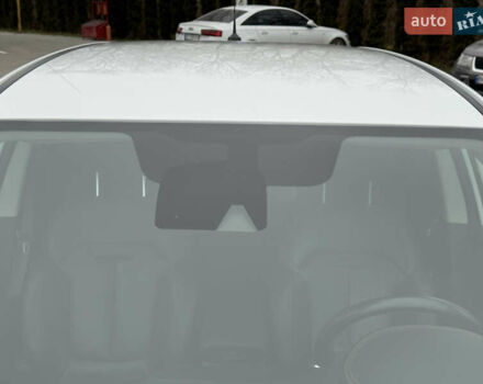 Білий Рено Kadjar, об'ємом двигуна 1.46 л та пробігом 191 тис. км за 18800 $, фото 41 на Automoto.ua