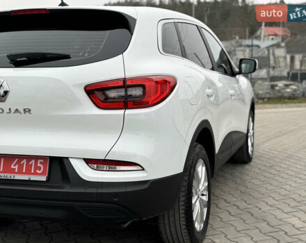 Білий Рено Kadjar, об'ємом двигуна 1.46 л та пробігом 191 тис. км за 18800 $, фото 15 на Automoto.ua