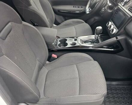 Белый Рено Kadjar, объемом двигателя 1.5 л и пробегом 120 тыс. км за 18799 $, фото 50 на Automoto.ua