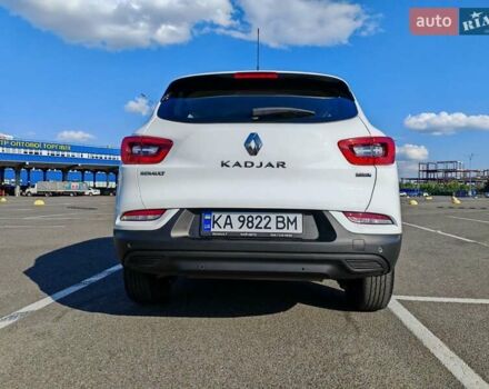 Белый Рено Kadjar, объемом двигателя 1.2 л и пробегом 101 тыс. км за 14999 $, фото 19 на Automoto.ua
