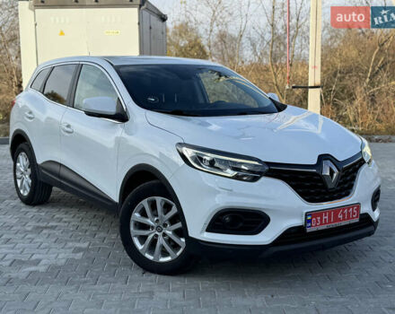 Білий Рено Kadjar, об'ємом двигуна 1.46 л та пробігом 190 тис. км за 18700 $, фото 4 на Automoto.ua