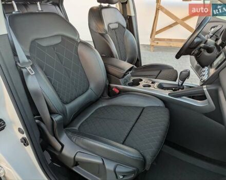 Белый Рено Kadjar, объемом двигателя 1.46 л и пробегом 50 тыс. км за 22900 $, фото 69 на Automoto.ua