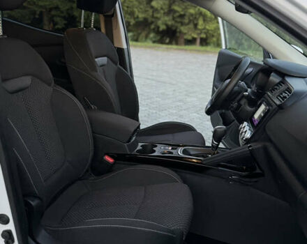 Белый Рено Kadjar, объемом двигателя 1.5 л и пробегом 212 тыс. км за 17300 $, фото 32 на Automoto.ua