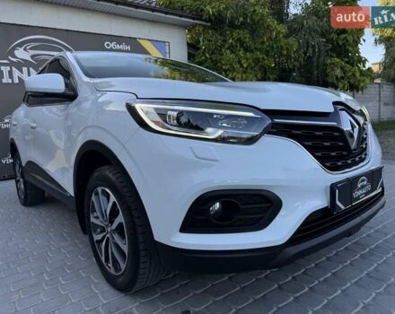 Белый Рено Kadjar, объемом двигателя 1.5 л и пробегом 88 тыс. км за 19999 $, фото 23 на Automoto.ua