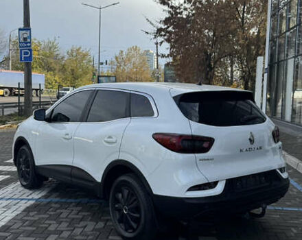 Белый Рено Kadjar, объемом двигателя 1.2 л и пробегом 51 тыс. км за 15700 $, фото 5 на Automoto.ua