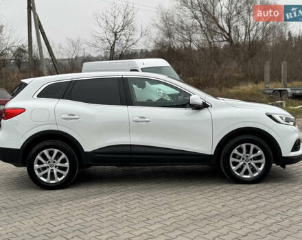 Білий Рено Kadjar, об'ємом двигуна 1.46 л та пробігом 191 тис. км за 18800 $, фото 8 на Automoto.ua