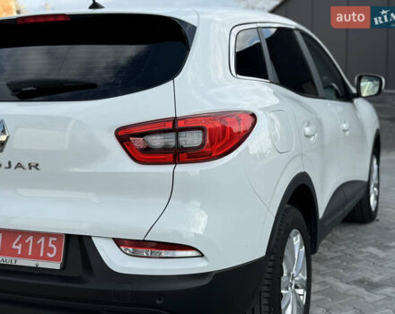 Білий Рено Kadjar, об'ємом двигуна 1.46 л та пробігом 190 тис. км за 18700 $, фото 17 на Automoto.ua