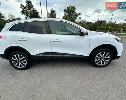 Белый Рено Kadjar, объемом двигателя 1.46 л и пробегом 208 тыс. км за 17500 $, фото 7 на Automoto.ua