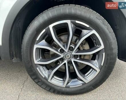 Белый Рено Kadjar, объемом двигателя 1.6 л и пробегом 110 тыс. км за 19900 $, фото 10 на Automoto.ua