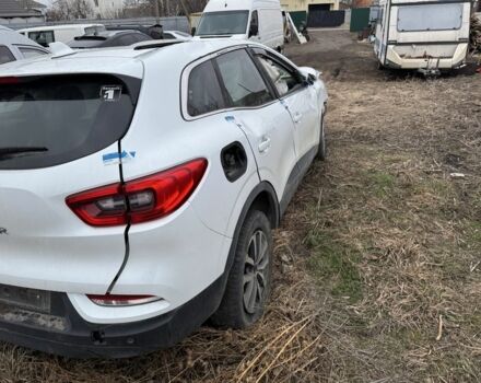 Белый Рено Kadjar, объемом двигателя 1.5 л и пробегом 120 тыс. км за 5500 $, фото 3 на Automoto.ua