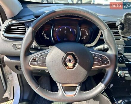 Белый Рено Kadjar, объемом двигателя 1.5 л и пробегом 85 тыс. км за 18800 $, фото 17 на Automoto.ua