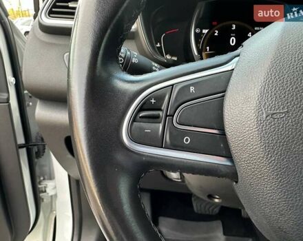 Белый Рено Kadjar, объемом двигателя 1.46 л и пробегом 50 тыс. км за 22300 $, фото 45 на Automoto.ua
