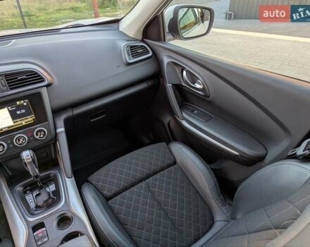 Белый Рено Kadjar, объемом двигателя 1.46 л и пробегом 50 тыс. км за 22900 $, фото 63 на Automoto.ua