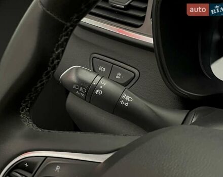 Білий Рено Kadjar, об'ємом двигуна 1.2 л та пробігом 85 тис. км за 17241 $, фото 10 на Automoto.ua
