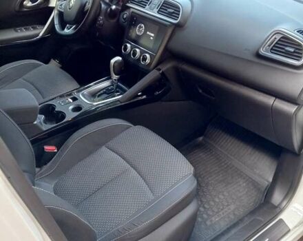 Белый Рено Kadjar, объемом двигателя 1.46 л и пробегом 230 тыс. км за 18999 $, фото 16 на Automoto.ua