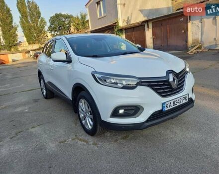 Белый Рено Kadjar, объемом двигателя 1.5 л и пробегом 102 тыс. км за 19999 $, фото 1 на Automoto.ua