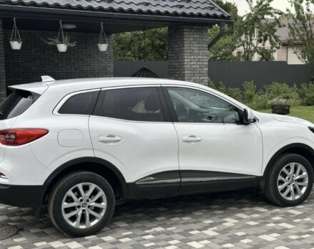 Білий Рено Kadjar, об'ємом двигуна 1.5 л та пробігом 97 тис. км за 19300 $, фото 6 на Automoto.ua
