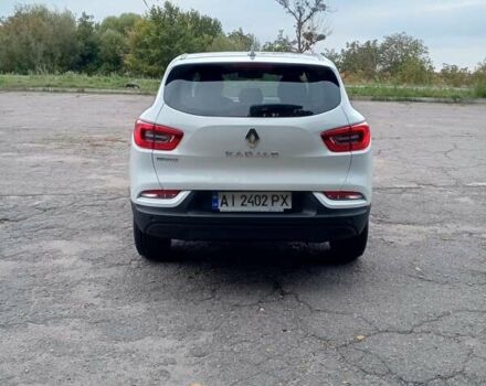 Белый Рено Kadjar, объемом двигателя 1.46 л и пробегом 230 тыс. км за 18999 $, фото 3 на Automoto.ua