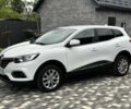 Рено Kadjar 2021 в Чернигове на Automoto.ua Белый Рено Kadjar, объемом двигателя 1.5 л и пробегом 97 тыс. км за 19777 $, фото 4 на Automoto.ua