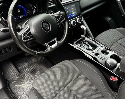 Білий Рено Kadjar, об'ємом двигуна 1.5 л та пробігом 97 тис. км за 20300 $, фото 19 на Automoto.ua