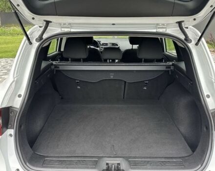 Білий Рено Kadjar, об'ємом двигуна 1.5 л та пробігом 97 тис. км за 19300 $, фото 16 на Automoto.ua