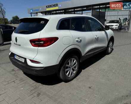 Белый Рено Kadjar, объемом двигателя 1.46 л и пробегом 165 тыс. км за 23300 $, фото 4 на Automoto.ua