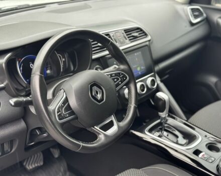 Рено Kadjar 2021 в Чернигове на Automoto.ua Белый Рено Kadjar, объемом двигателя 1.5 л и пробегом 97 тыс. км за 19777 $, фото 17 на Automoto.ua