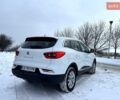 Белый Рено Kadjar, объемом двигателя 1.5 л и пробегом 98 тыс. км за 21500 $, фото 2 на Automoto.ua