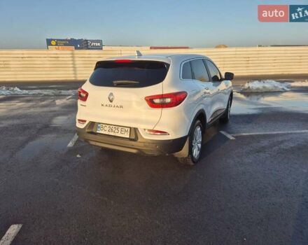 Белый Рено Kadjar, объемом двигателя 1.46 л и пробегом 73 тыс. км за 20900 $, фото 1 на Automoto.ua