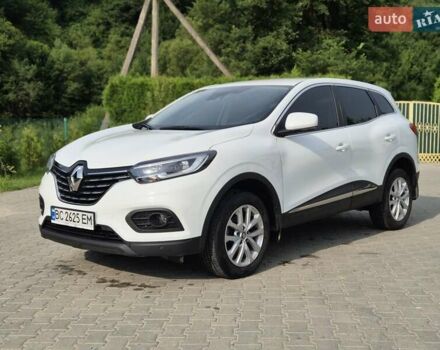 Белый Рено Kadjar, объемом двигателя 1.46 л и пробегом 73 тыс. км за 20900 $, фото 43 на Automoto.ua