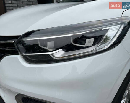 Білий Рено Kadjar, об'ємом двигуна 1.5 л та пробігом 97 тис. км за 20300 $, фото 17 на Automoto.ua