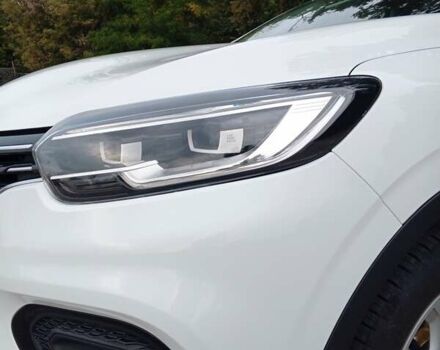 Белый Рено Kadjar, объемом двигателя 1.46 л и пробегом 230 тыс. км за 18999 $, фото 8 на Automoto.ua