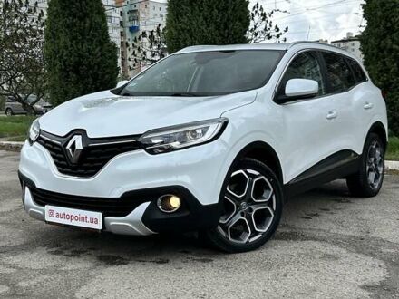 Рено Kadjar 2015 у Сумах на Automoto.ua Білий Рено Kadjar, об'ємом двигуна 1.46 л та пробігом 159 тис. км за 14600 $, фото 1 на Automoto.ua