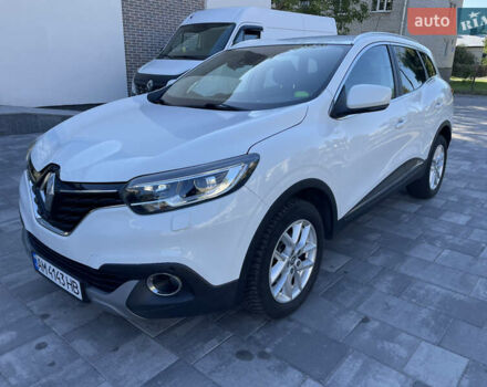 Белый Рено Kadjar, объемом двигателя 1.46 л и пробегом 241 тыс. км за 15700 $, фото 1 на Automoto.ua
