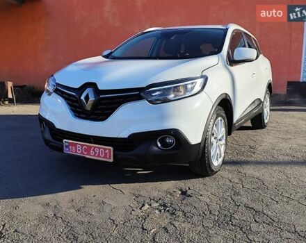 Белый Рено Kadjar, объемом двигателя 1.6 л и пробегом 119 тыс. км за 16300 $, фото 1 на Automoto.ua