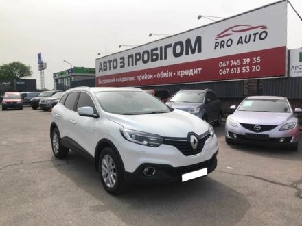 Білий Рено Kadjar, об'ємом двигуна 0.15 л та пробігом 137 тис. км за 15850 $, фото 1 на Automoto.ua