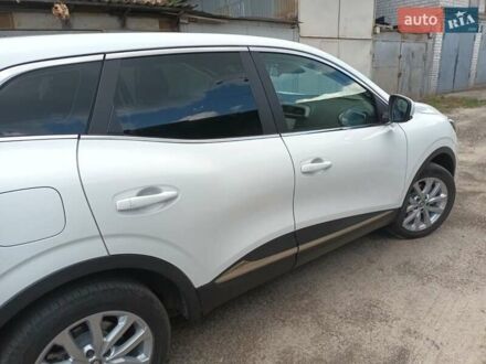 Білий Рено Kadjar, об'ємом двигуна 1.46 л та пробігом 172 тис. км за 16500 $, фото 1 на Automoto.ua