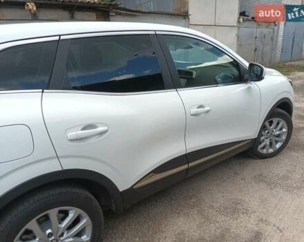 Білий Рено Kadjar, об'ємом двигуна 1.46 л та пробігом 172 тис. км за 16500 $, фото 1 на Automoto.ua