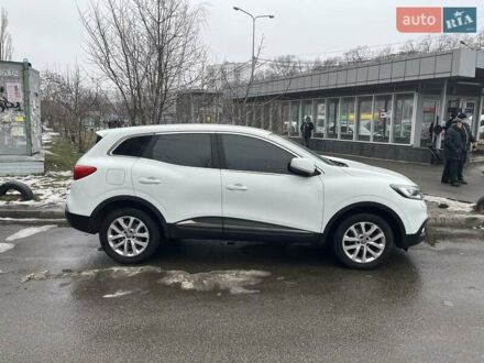 Рено Kadjar 2016 у Києві на Automoto.ua Білий Рено Kadjar, об'ємом двигуна 1.6 л та пробігом 45 тис. км за 17500 $, фото 1 на Automoto.ua