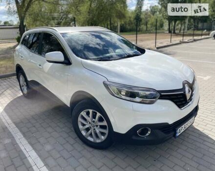 Белый Рено Kadjar, объемом двигателя 1.46 л и пробегом 137 тыс. км за 15900 $, фото 1 на Automoto.ua